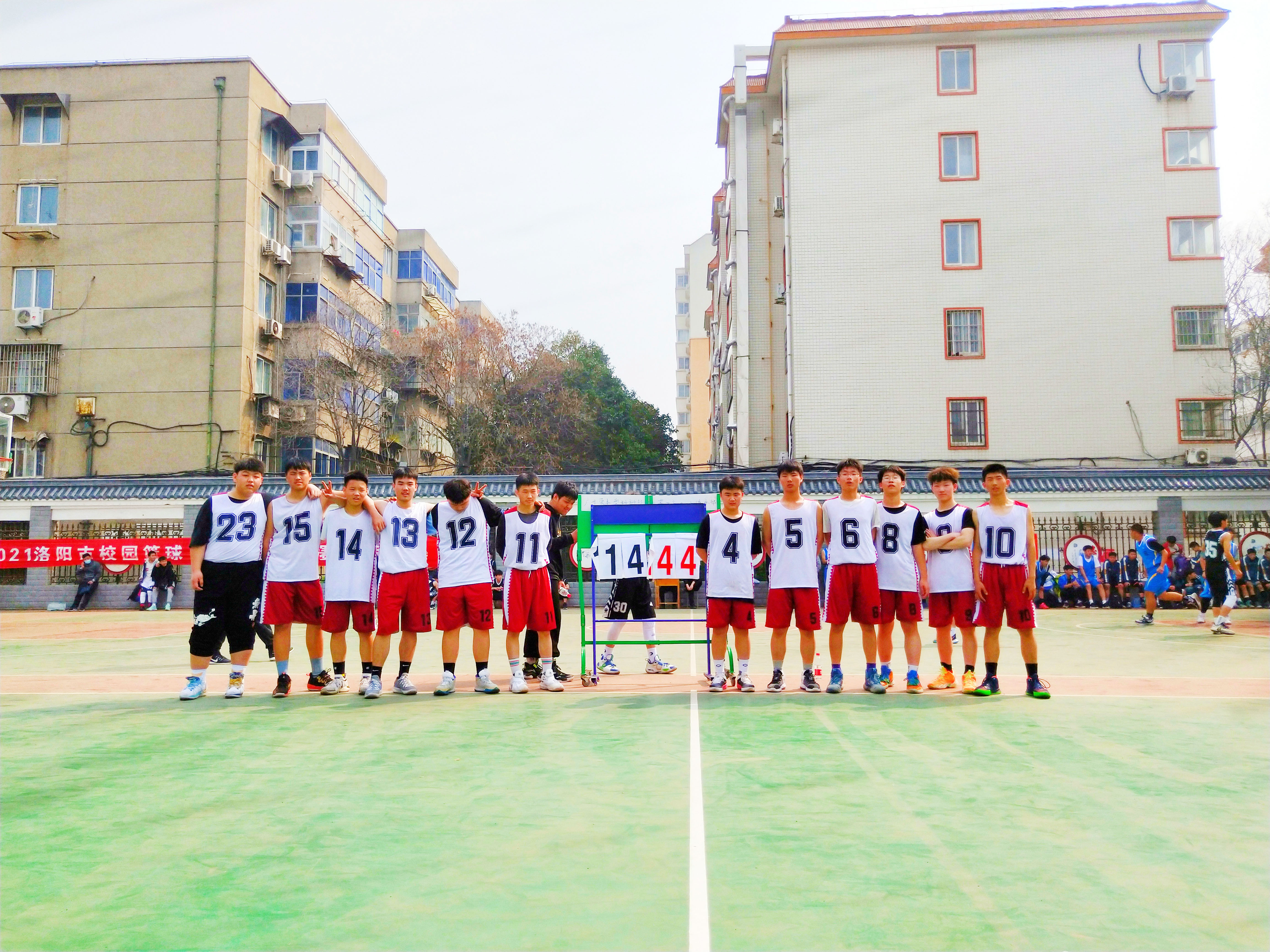 篮球赛--赛场上驰骋，华丽的转身，挥洒热血，释放激情